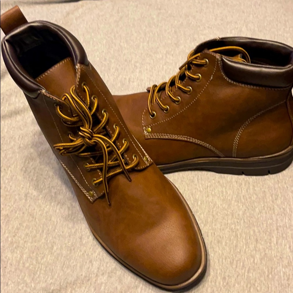 DayFive brown leather boots